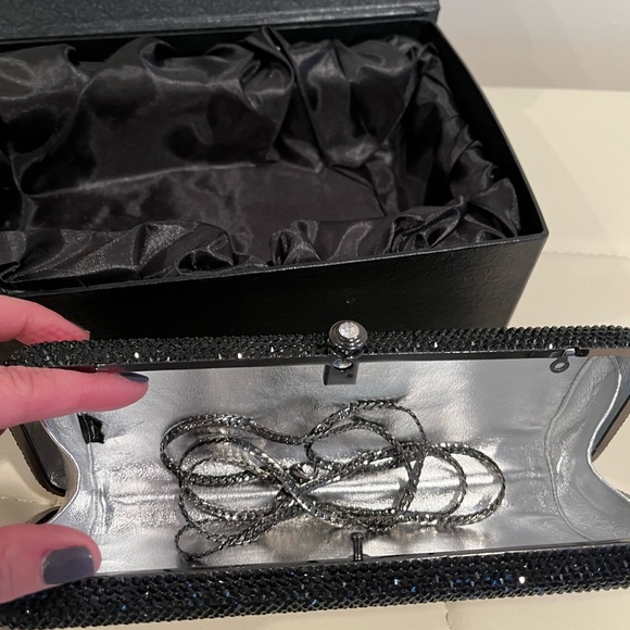 Black sequin evening bag - Picture 3 of 7